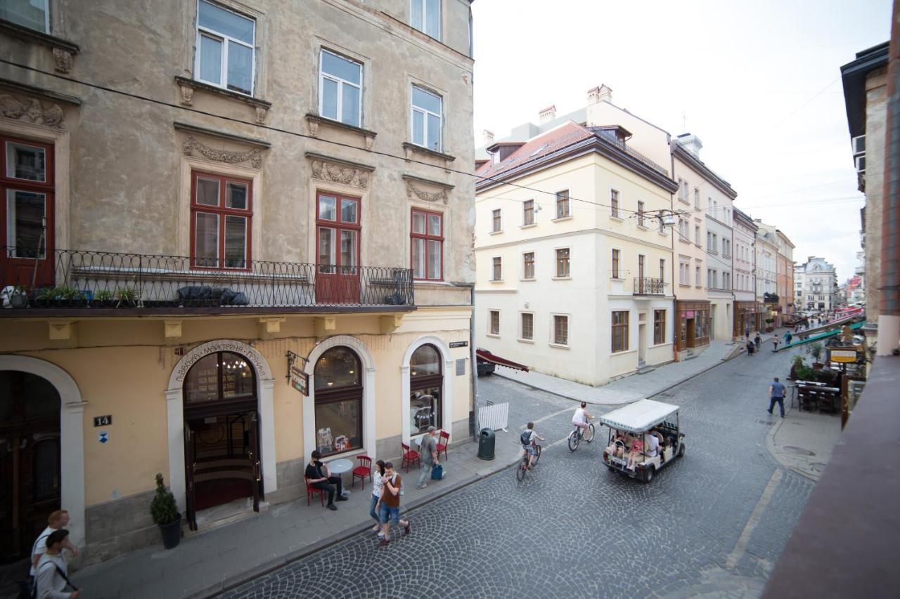 Lux Apartment on Virmenska 3- with 2 separate bedrooms Lviv Exteriör bild