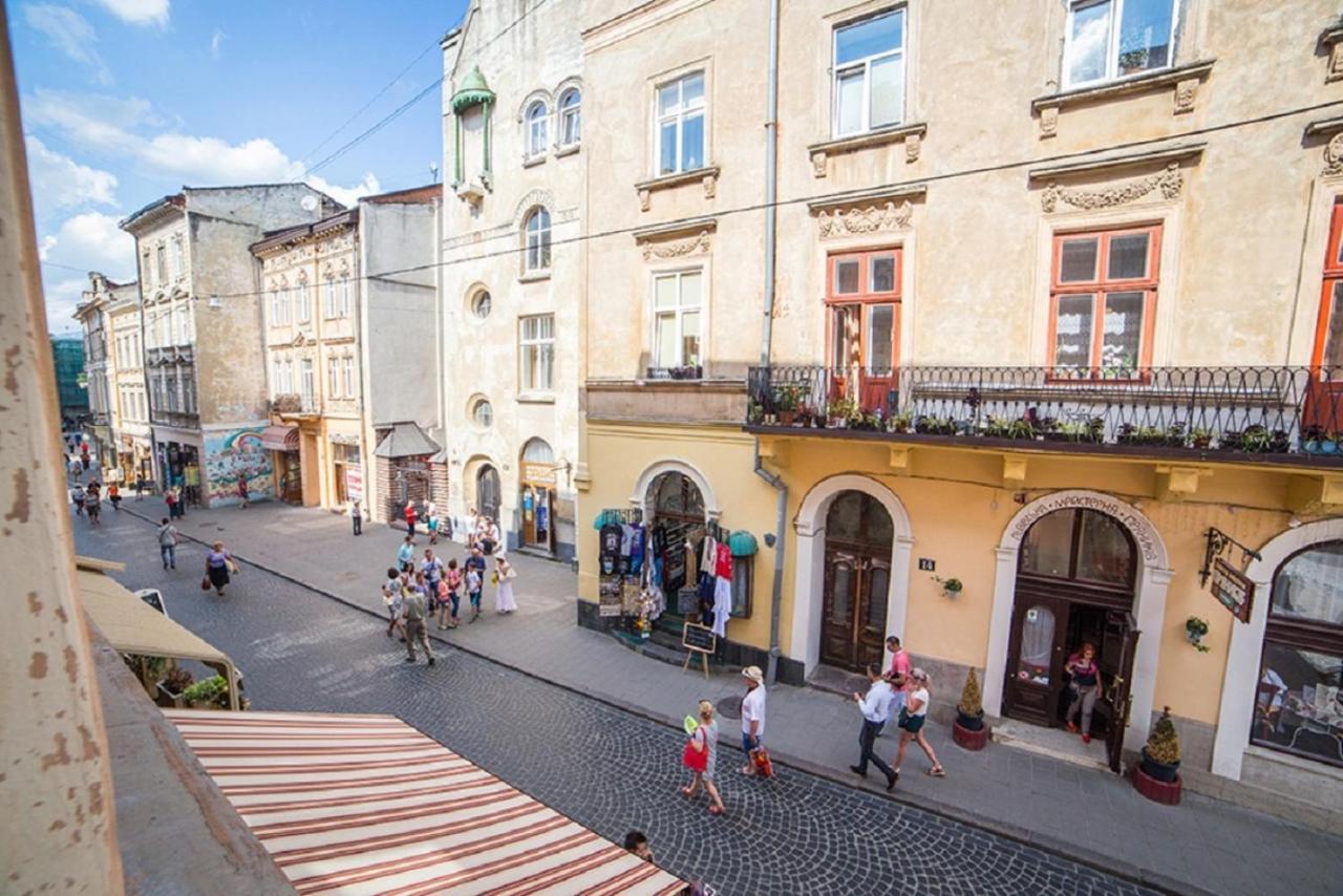 Lux Apartment on Virmenska 3- with 2 separate bedrooms Lviv Exteriör bild